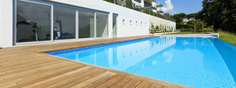 outdoor-pooldeck